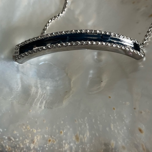 Vince Camuto genuine semi precious blue cloisonné rhinestone edged bolo bracelet - Picture 3 of 12